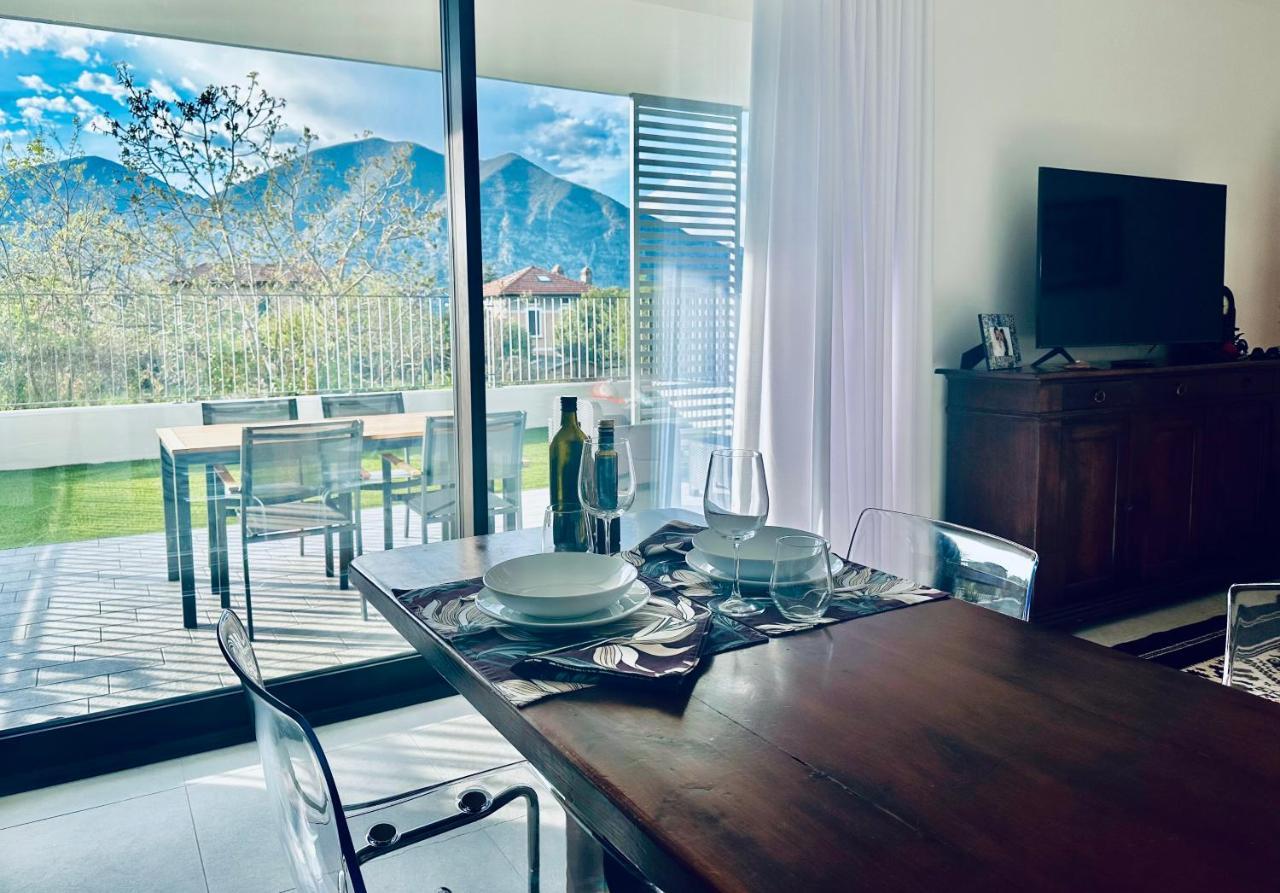 La Casa Di Ada Apartment อีเซโอ ภายนอก รูปภาพ